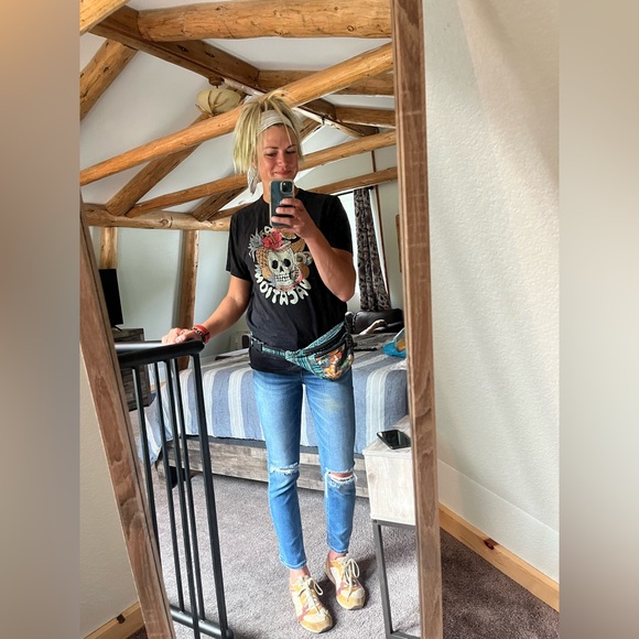 Meet your Posher, Bonnie - Picture 2 of 2